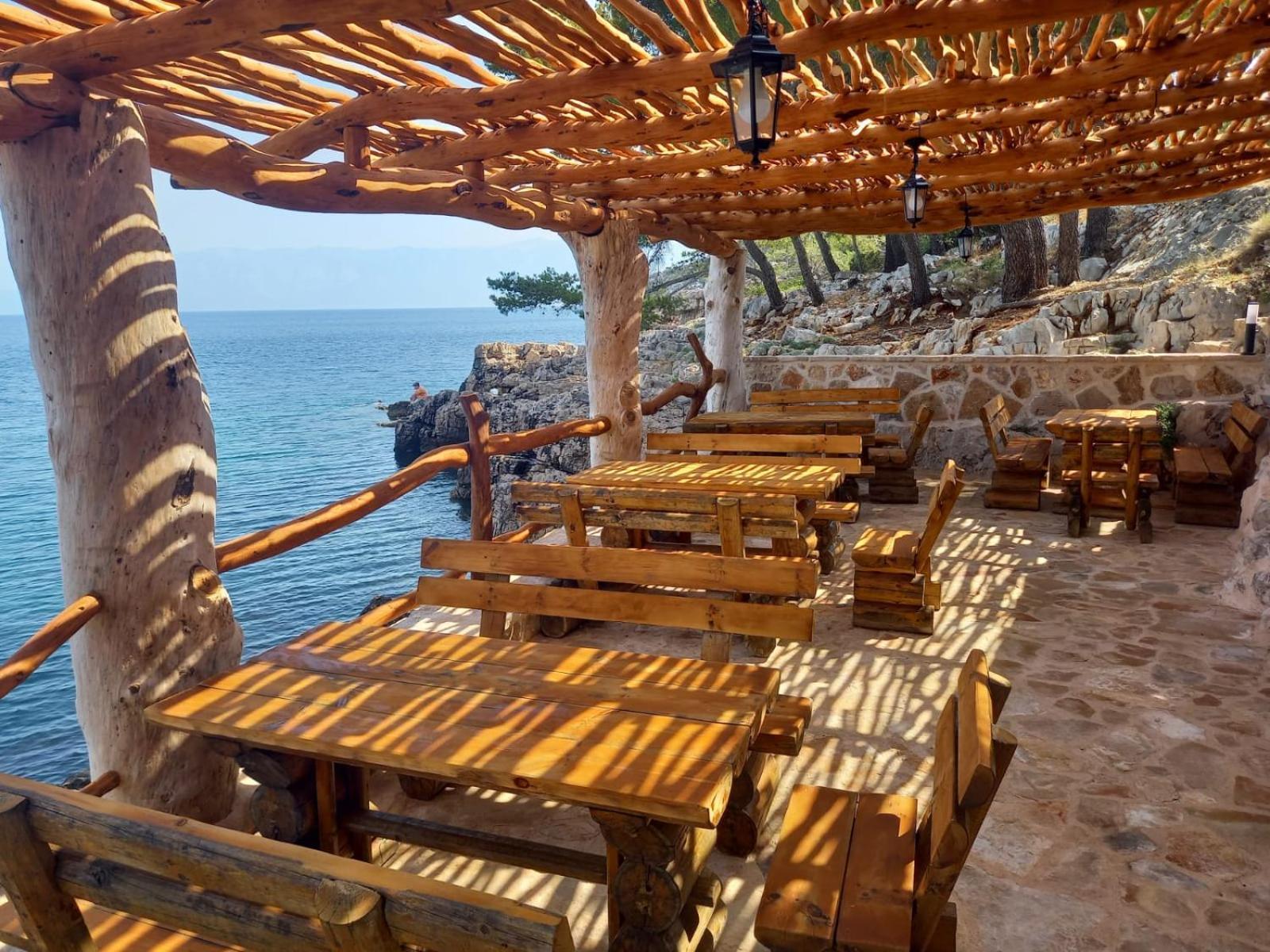 Apartmani Nikola Zastražišće Esterno foto
